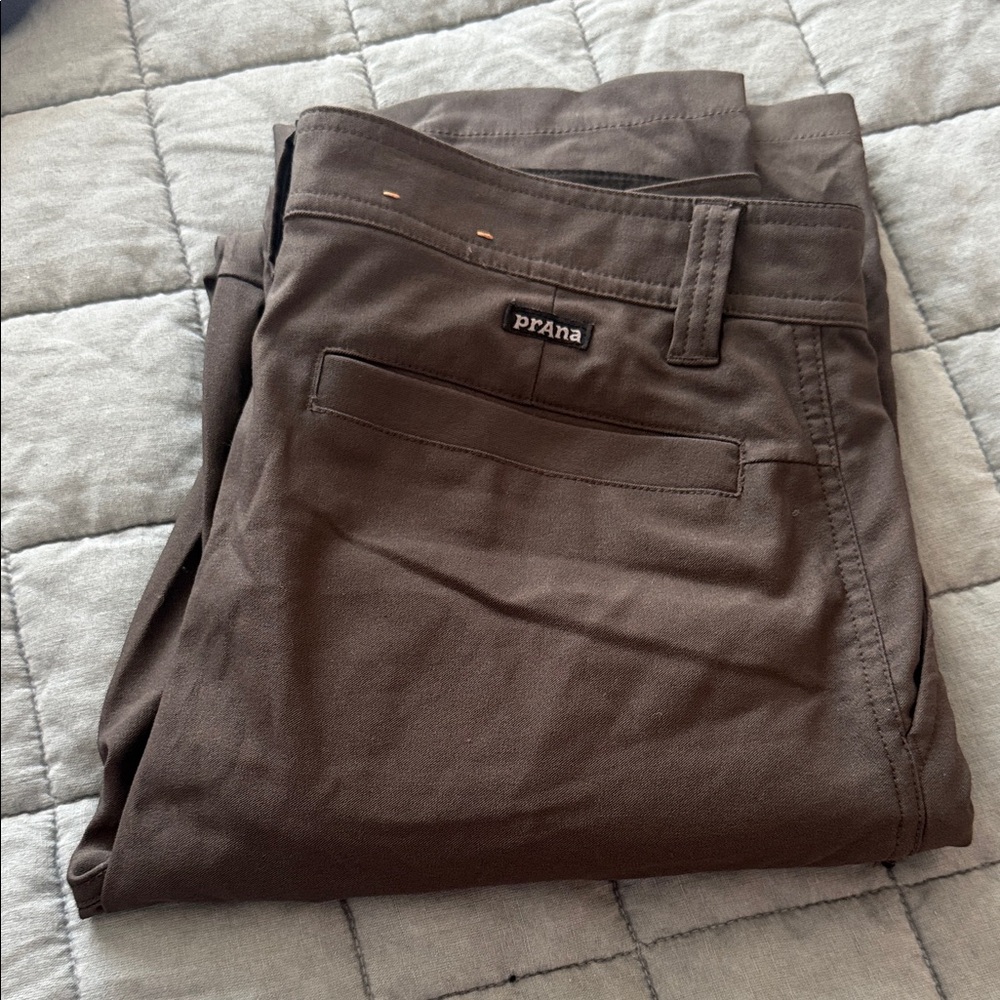 Prana Men's Dark  Chino Pants